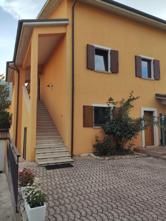 ל'אקווילה B&B Al Solito Posto מראה חיצוני תמונה