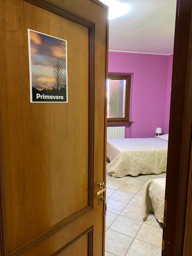 ל'אקווילה B&B Al Solito Posto מראה חיצוני תמונה